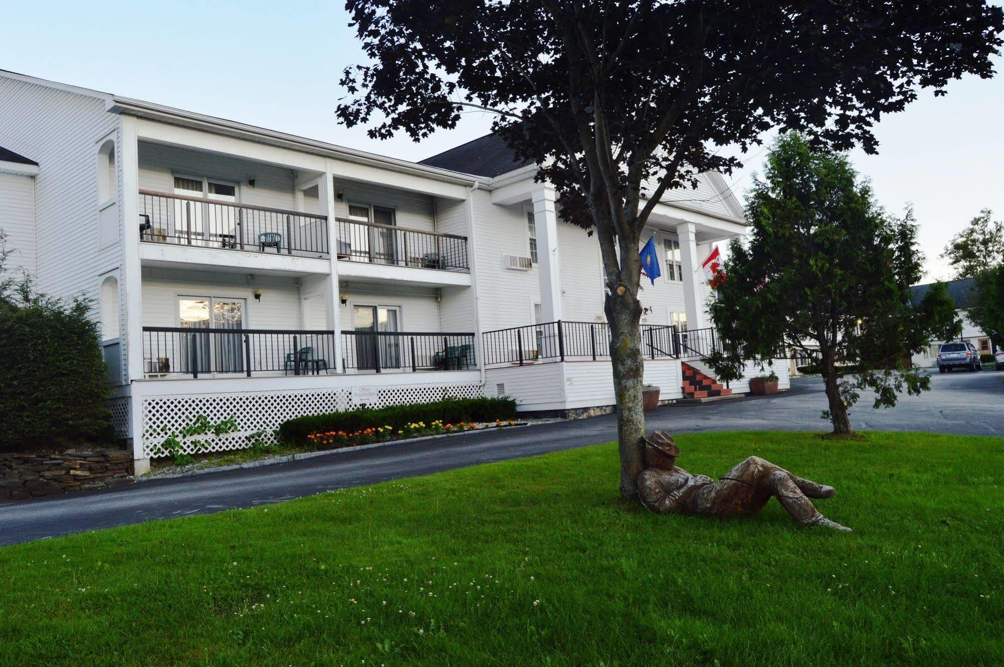 New World Inn Barre Экстерьер фото