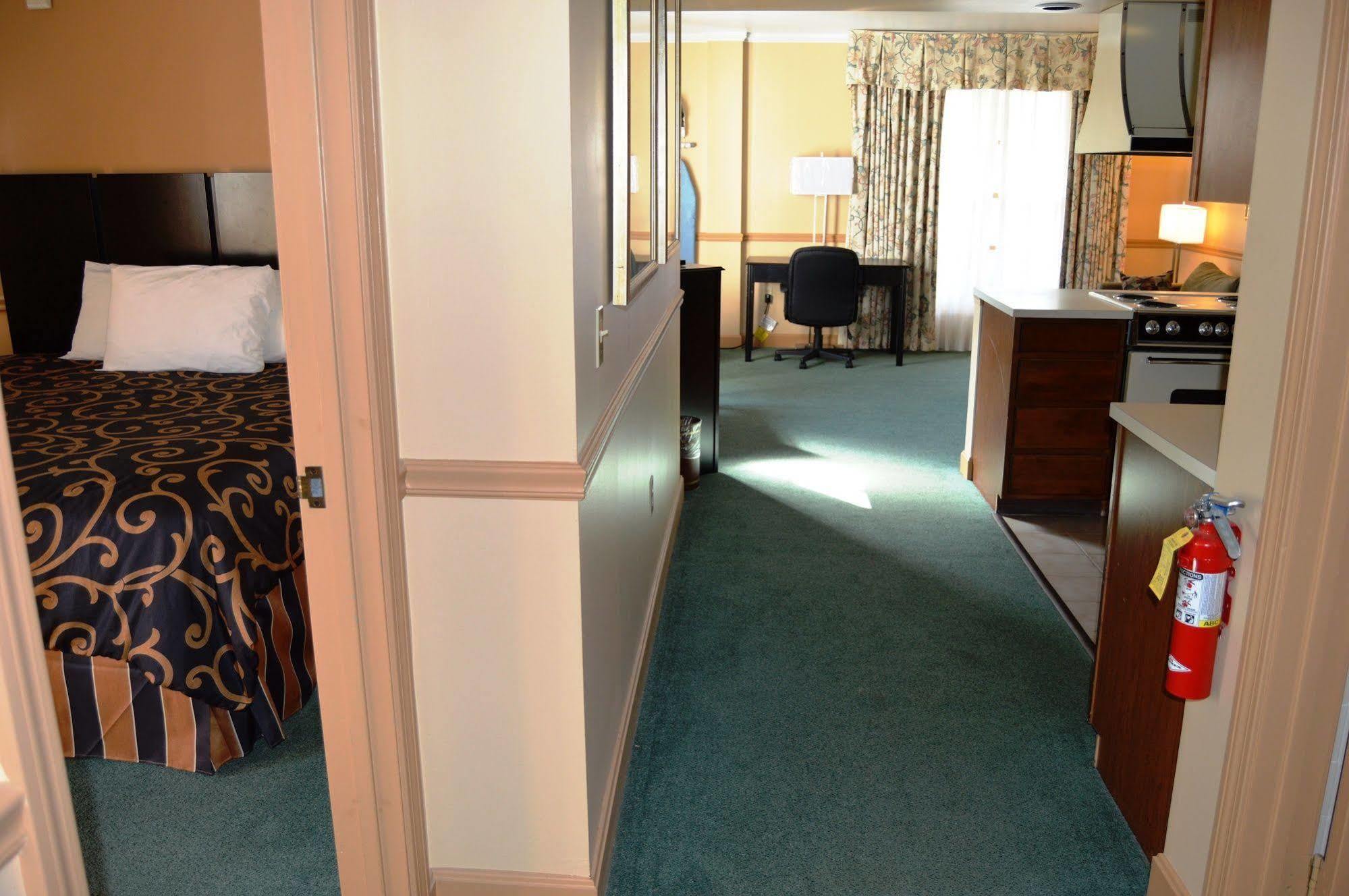 New World Inn Barre Экстерьер фото