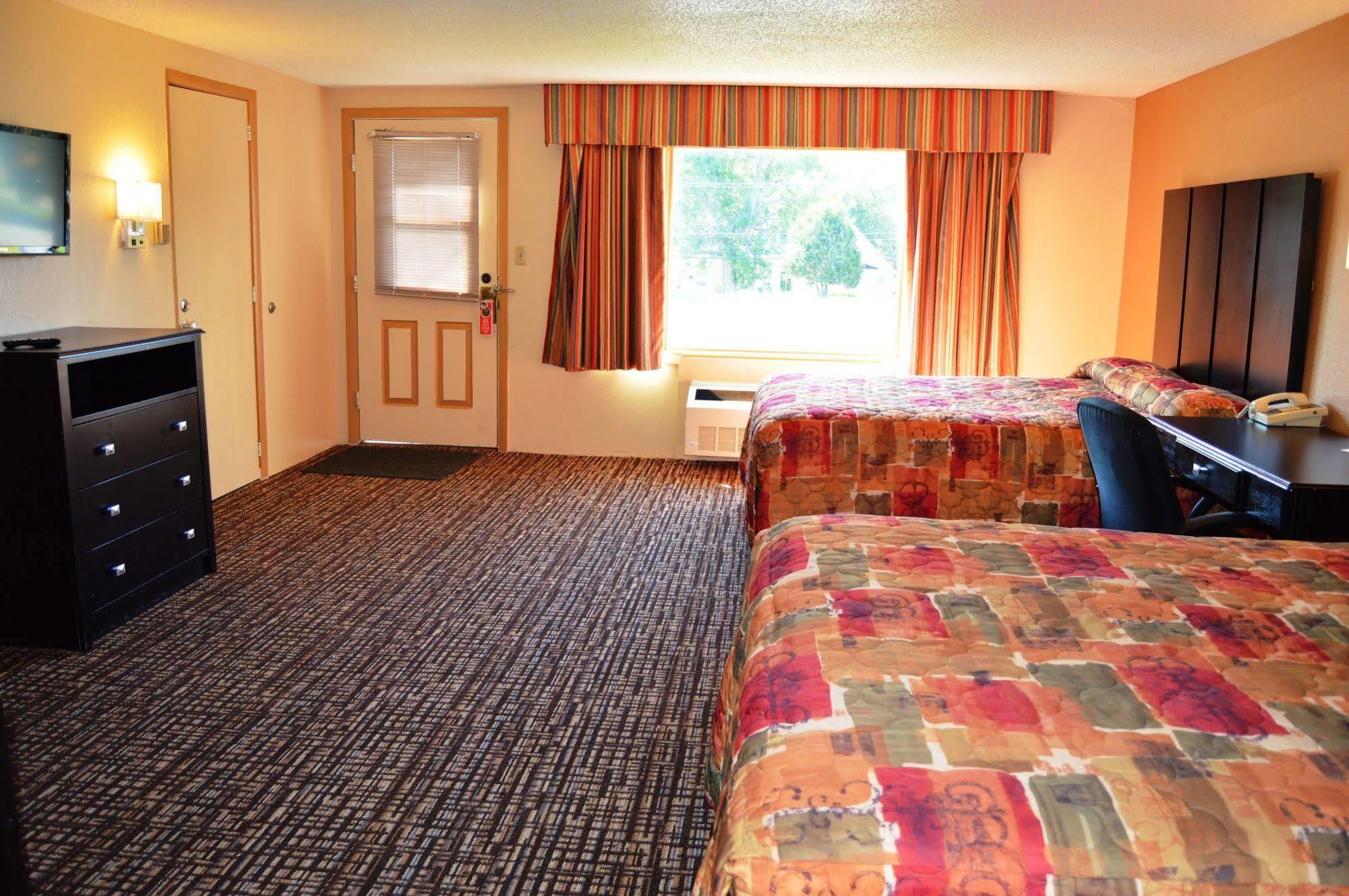 New World Inn Barre Экстерьер фото