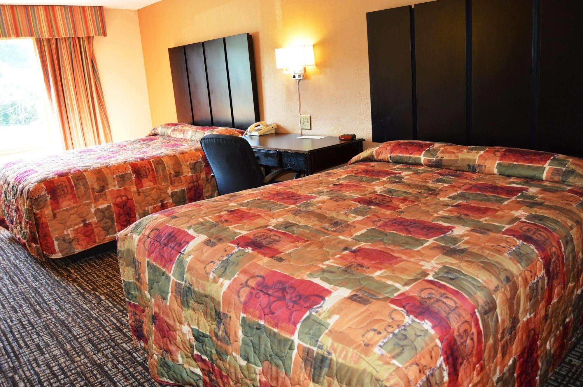 New World Inn Barre Экстерьер фото