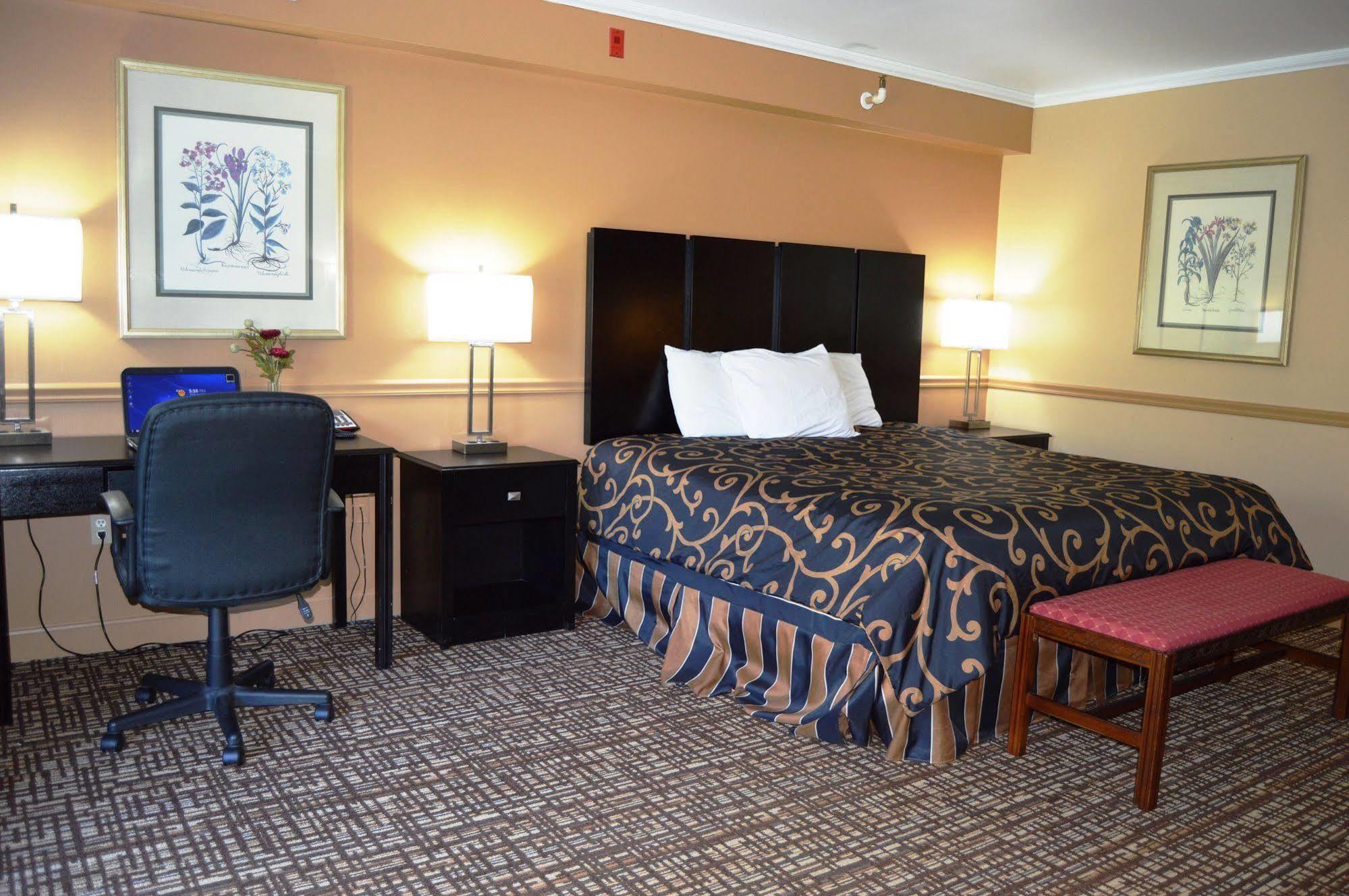 New World Inn Barre Экстерьер фото