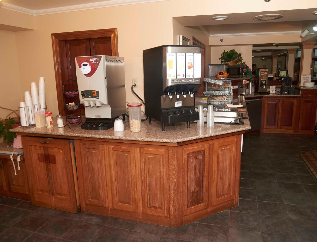 New World Inn Barre Экстерьер фото